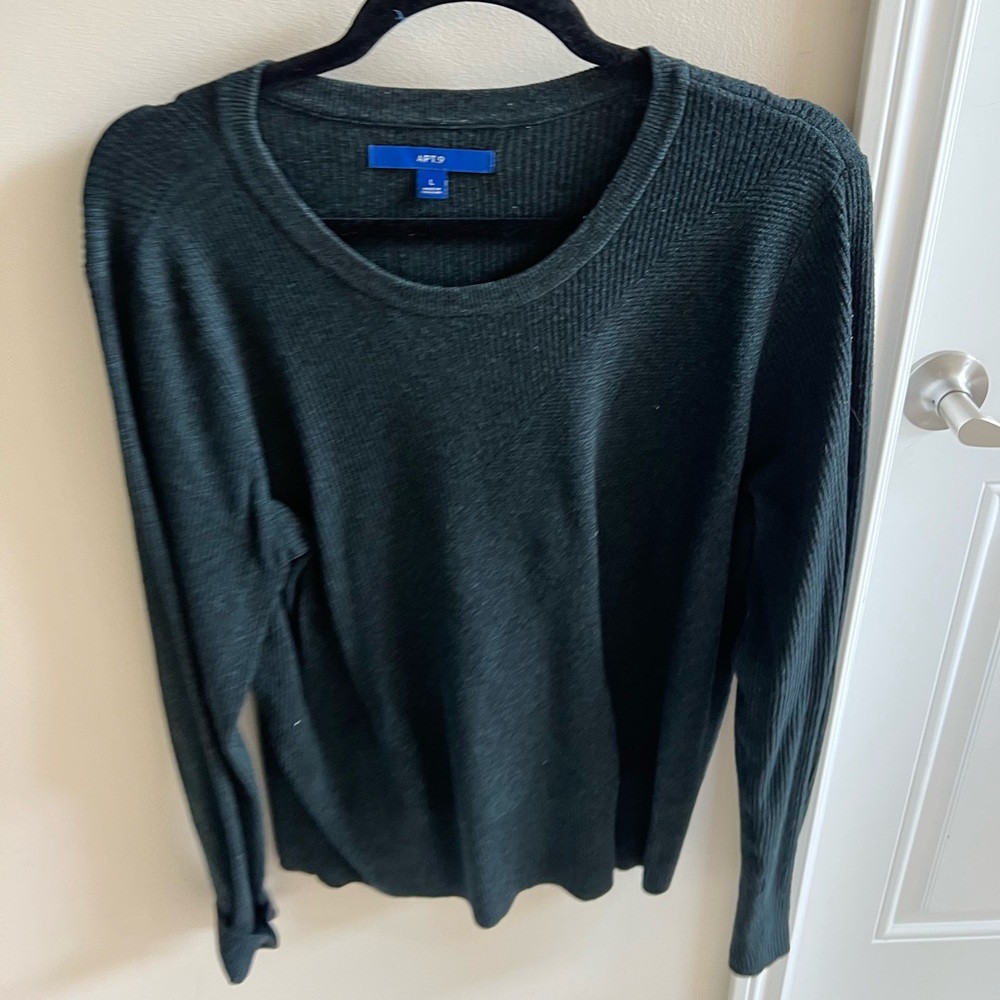 APT. 9 LONG SLEEVE TSHIRT